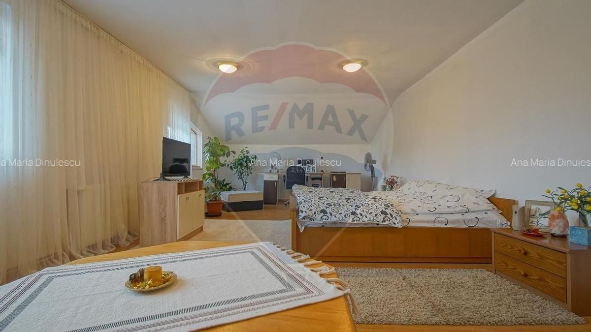 Casa individuala, curte si beci, zona centrala, Sanpetru! - 11