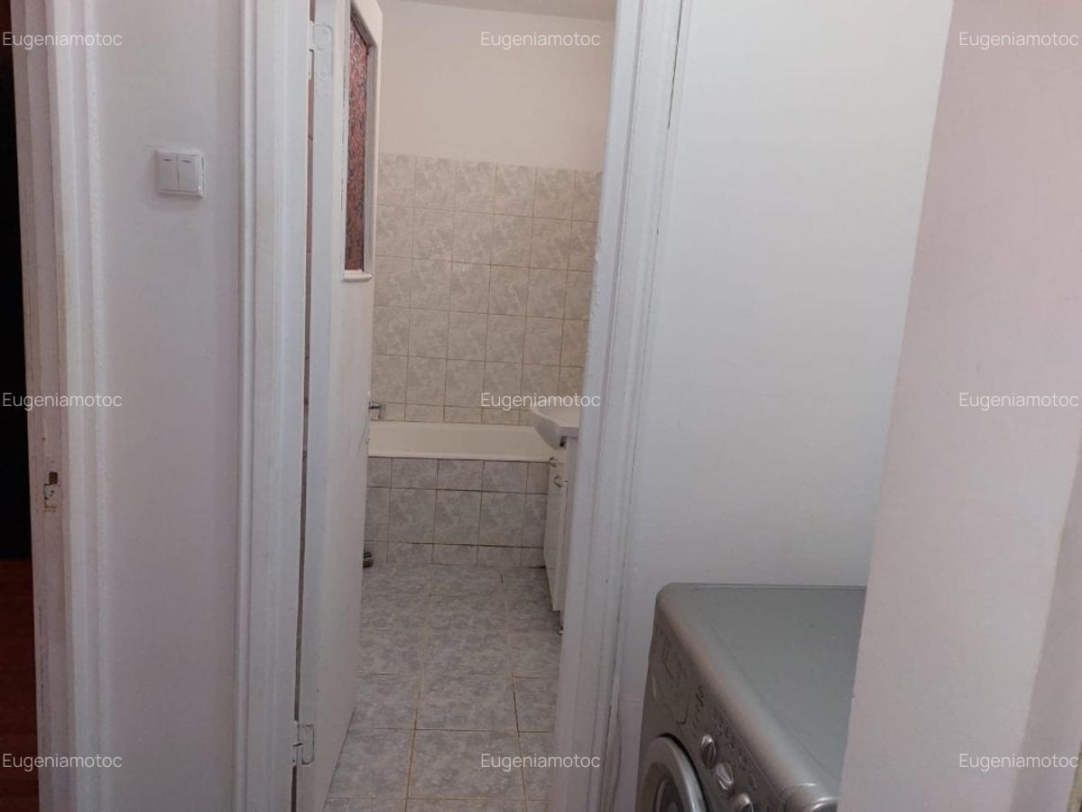 Stadion, str. Primaverii - apartament cu 2 camere si centrala proprie - 3
