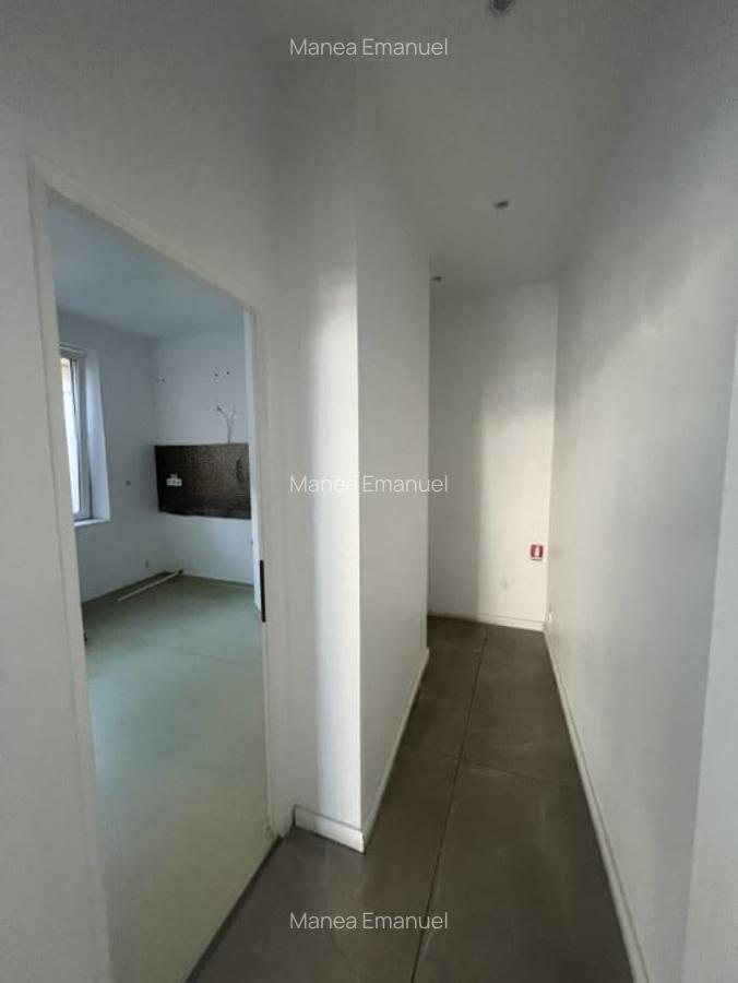 Spatiu de vanzare la strada  , 50 mp , 21 Decembrie - 7