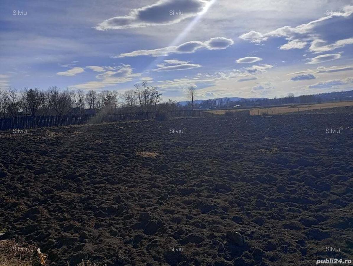 Casa 260 Mp anexe 280 Mp teren 7500 mp Rauce?ti- Ungheni - 7