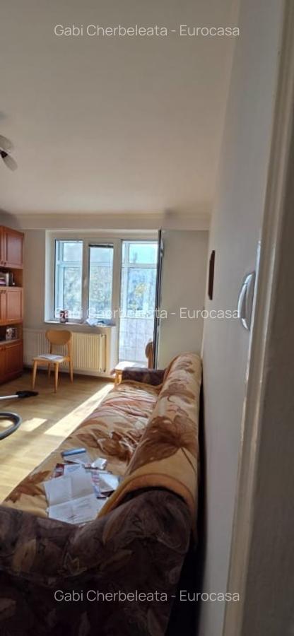 3 camere Cartier Craiovei etaj 2 - 10