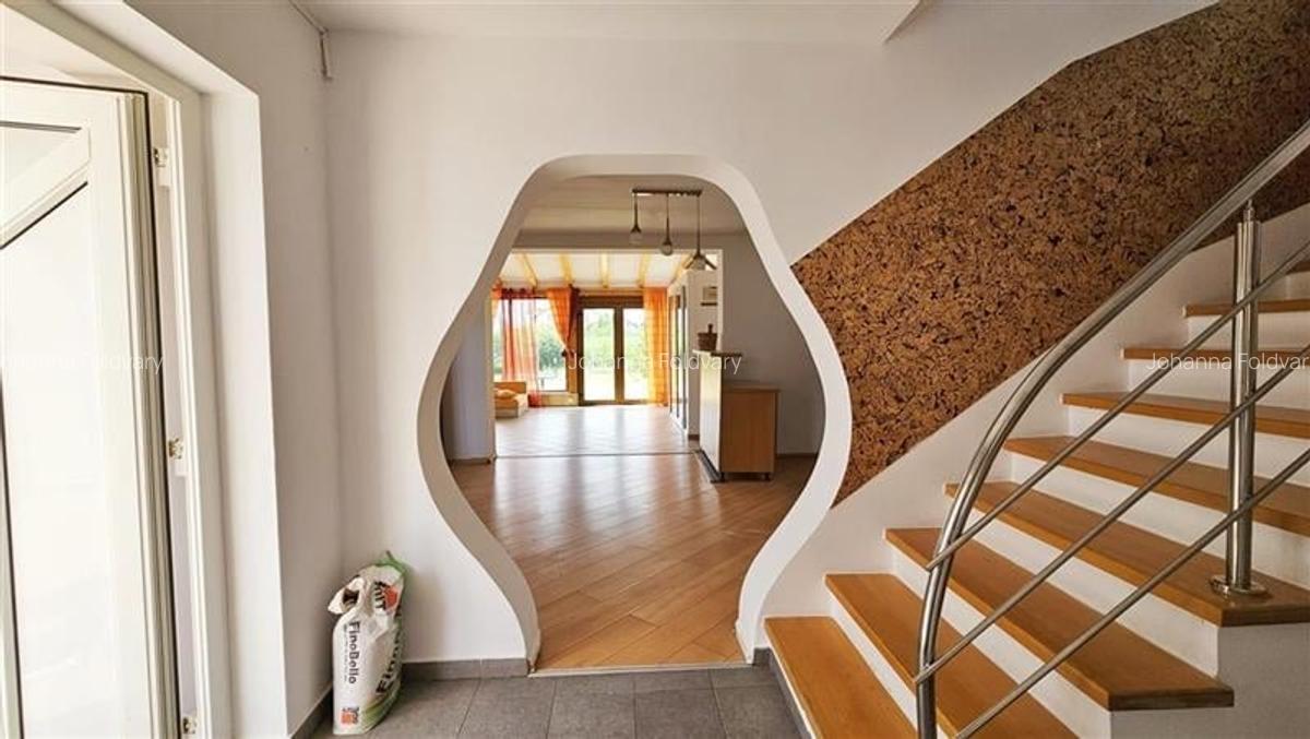 Casă cu 3 camere în Săcălaz - 11