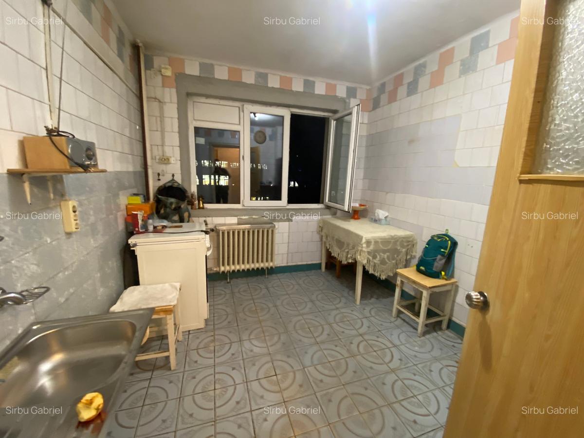 Apartament 3 camere Brancoveanu-Str.Turnu Magurele - 3