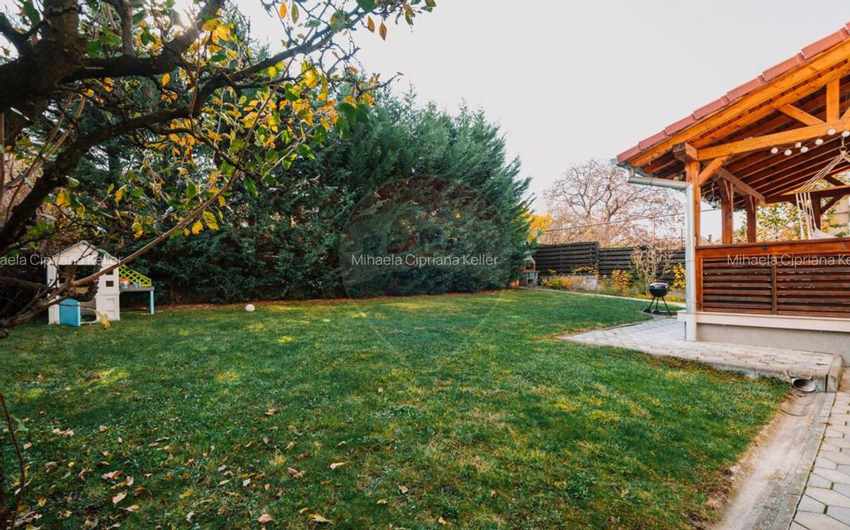 Vanzare casa, intr-o loca?ie lini?tita in cartierul... - 9