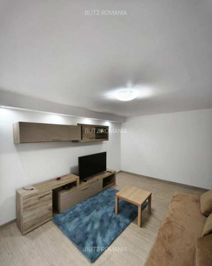 Apartament 3 camere, 64mp, etaj 3, zona Penny, Radauti - 3