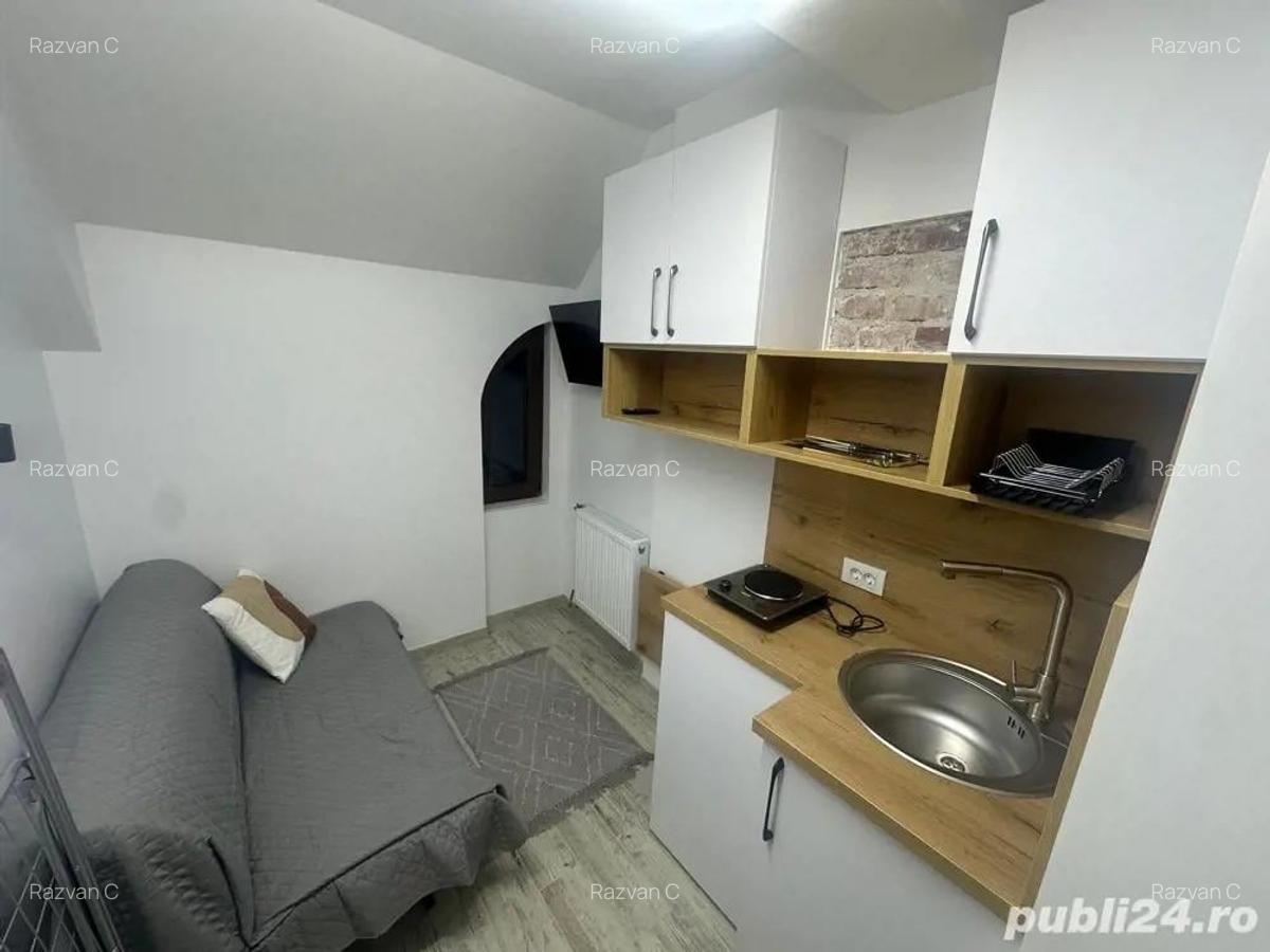 Piata Romana - Lahovari - Garsoniera micuta si draguta  10 mp - MODERNA - 2