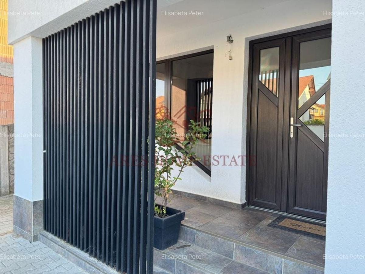 Casă individuală, 5 camere, garaj si curte, comision 0 - 13