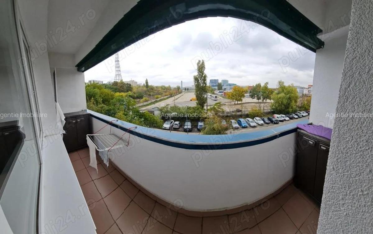 Garsoniera,parcare, Quadra 2, metrou Lujerului sau Petrache Poenaru,Politehnicii, str Fabricii, 26 - 18
