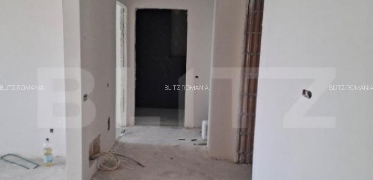 Apartament de vanzare, cu o camera, 47 mp, zona Calea Toront - 1