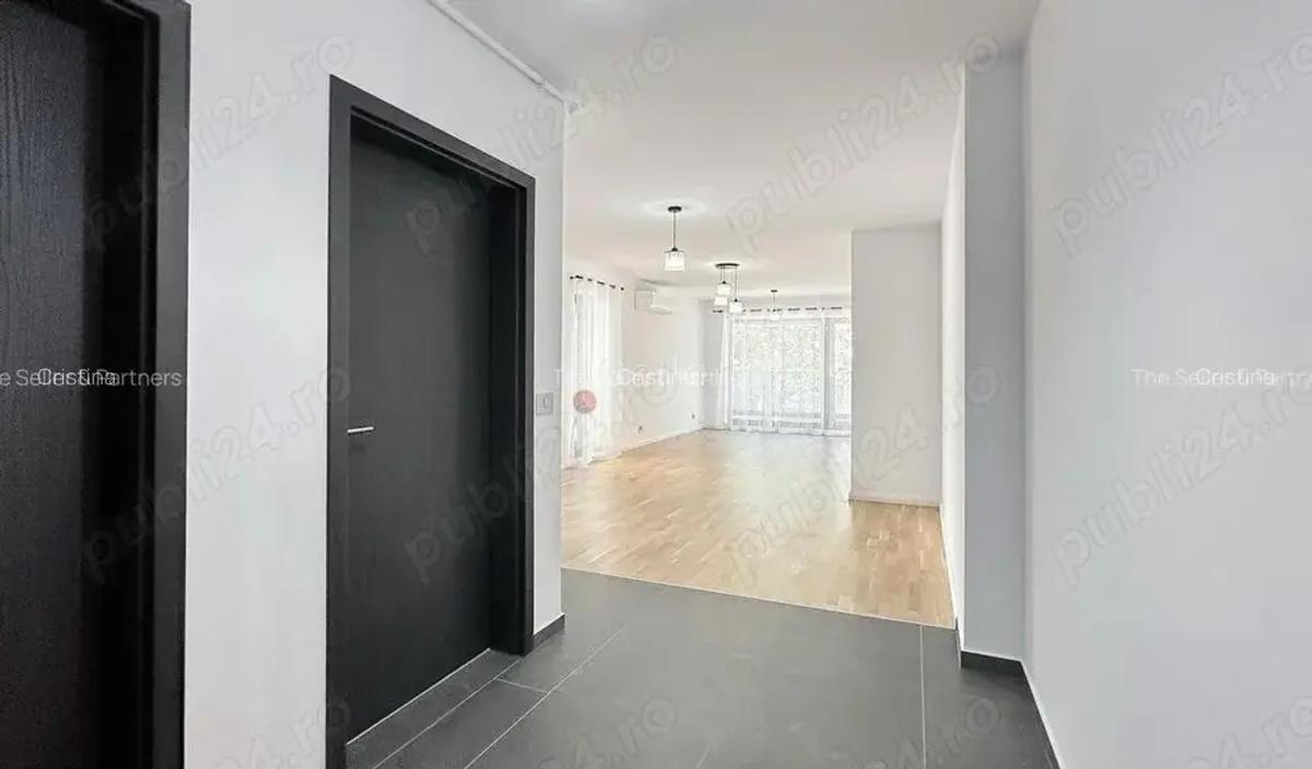 Ofer spre inchiriere apartament 2 camere Brasov COSMOPOLIT Mihai Viteazul - 1