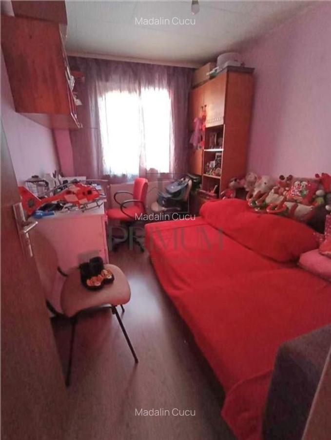 DACIA - 4 CAM - BOXA - CENTRALA/AC - ZONA EXCELENTA- - 3