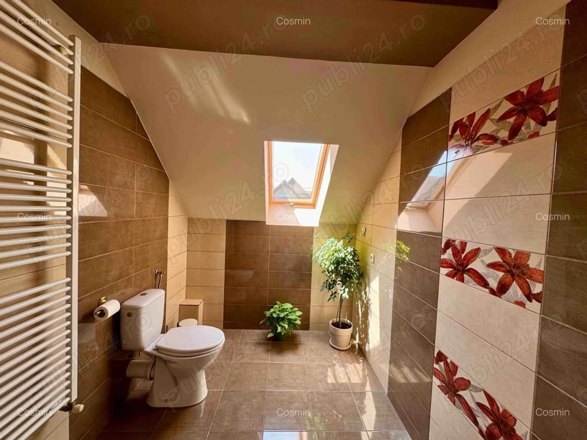 Triplex cu acces din 2 fronturi,parter,mansarda inalta+pod,175mp,teren 300mp - 9