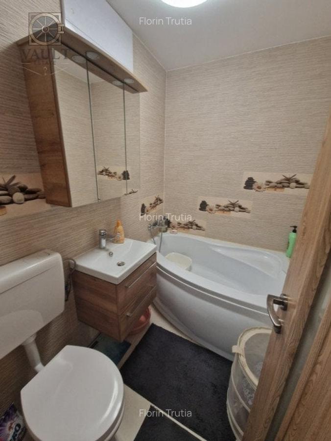 Apartament 3 camere - 8 minute de metrou - Dristor - 12