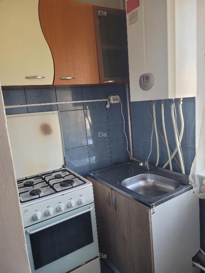 Vând garsoniera pe Str Nicu Enea - 4