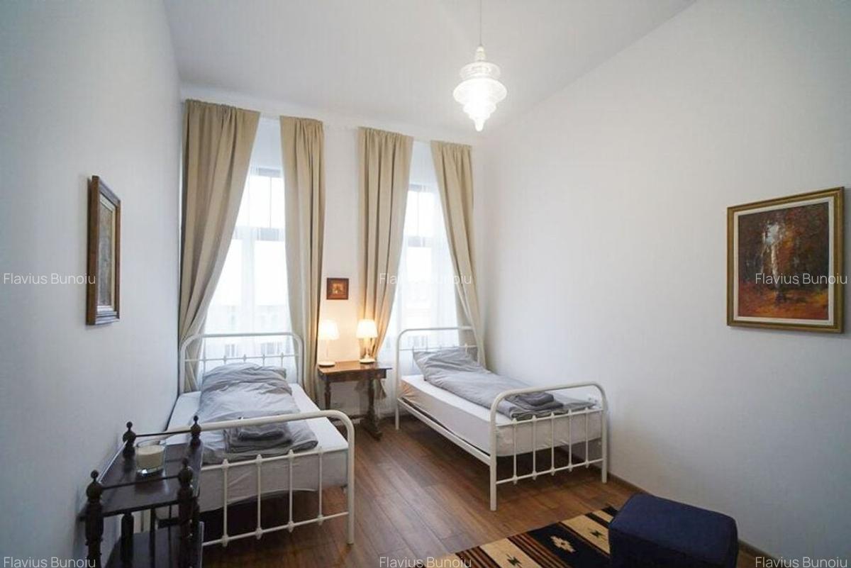 Apartament cu 3 camere decomandat în Central - 6