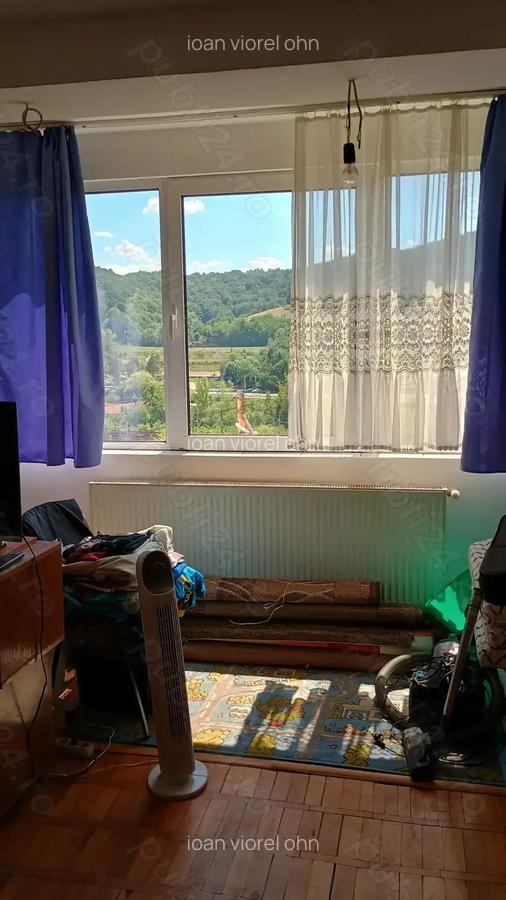 Vand ap.3 camere,decomandat - 10