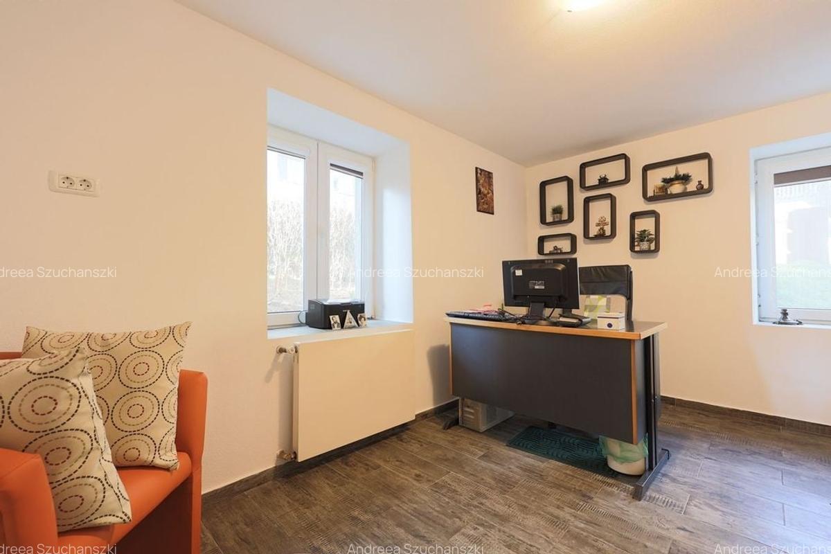 Spațiu ideal pentru birouri sau clinici - 1