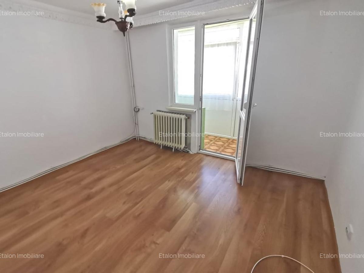 Apartament 3 camere, etaj 3, Calea Romanului - 4