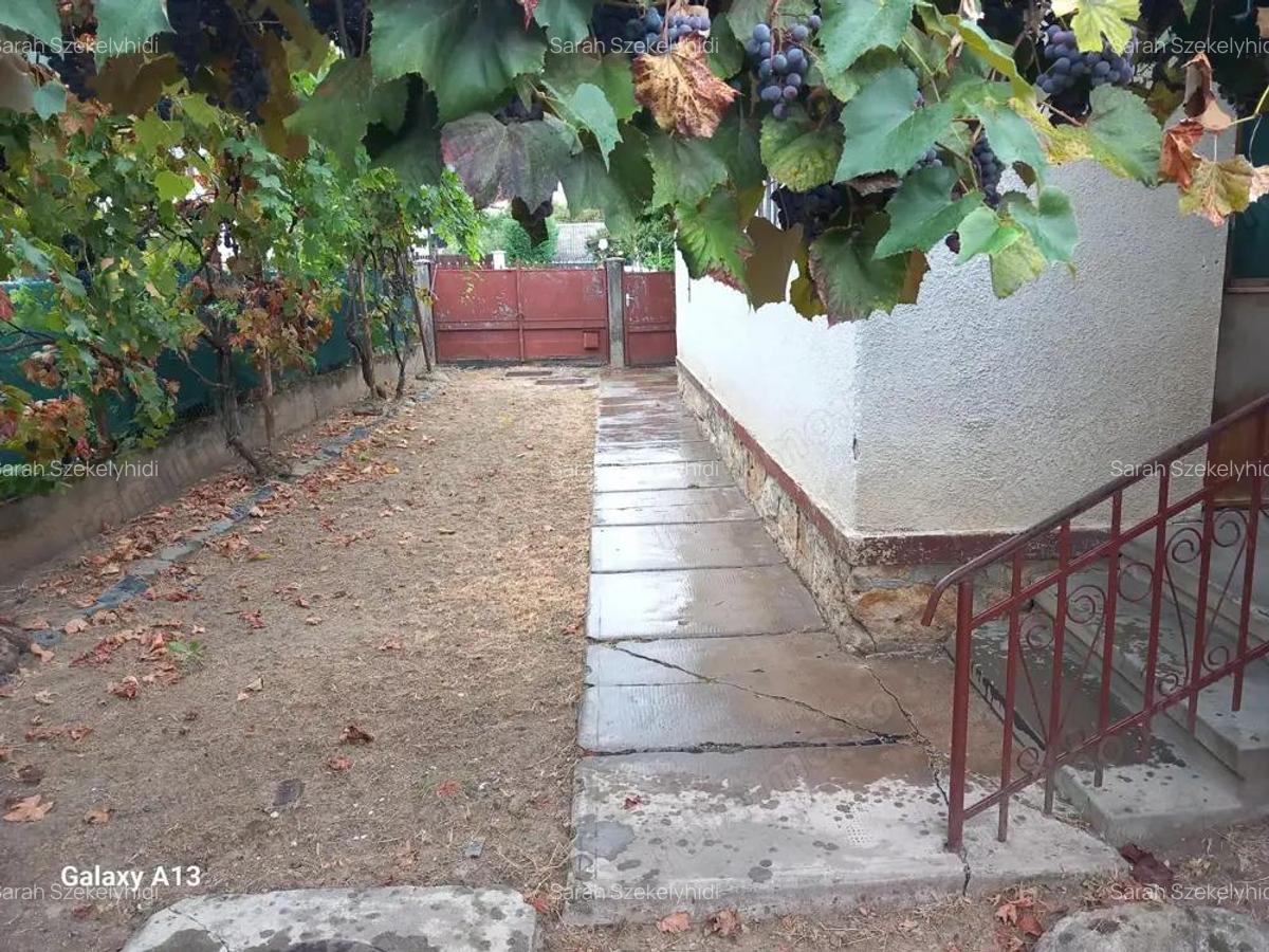 BRASADAS vinde casa 3 cam. zona Unirii teren 550mp. - 5