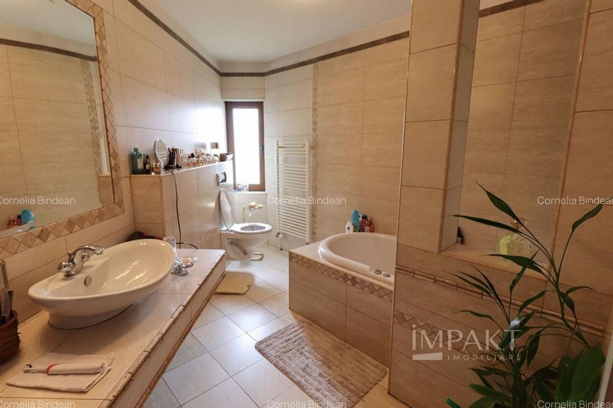 Casa individuala deosebita de vanzare, intr-o locatie de exceptie! - 23