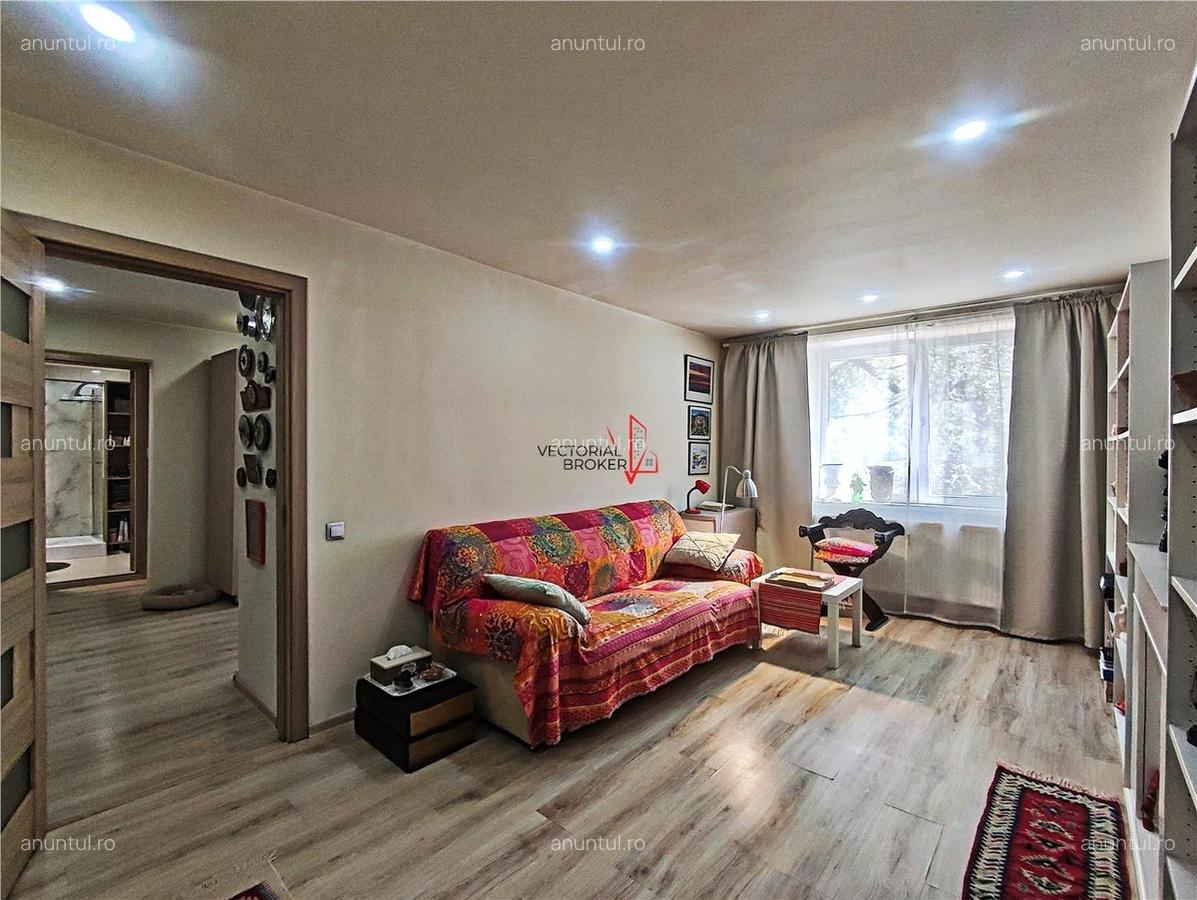 Apartament renovat, mobilat si utilat, et.1/8 bloc stradal Tei 15 min metrou OBOR, Facultatea de Co - 10