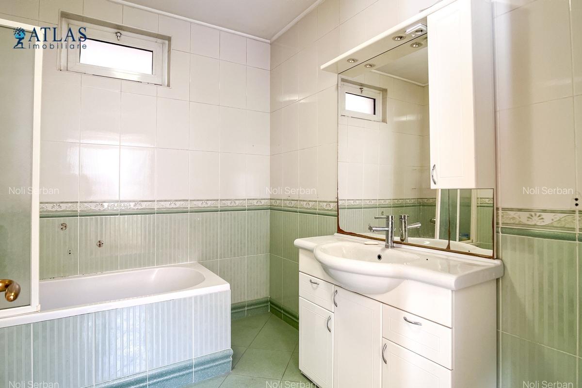 Casa 4 camere, ultracentral, 400 mp curte si grădină, 160 mp utili, P+E - 20
