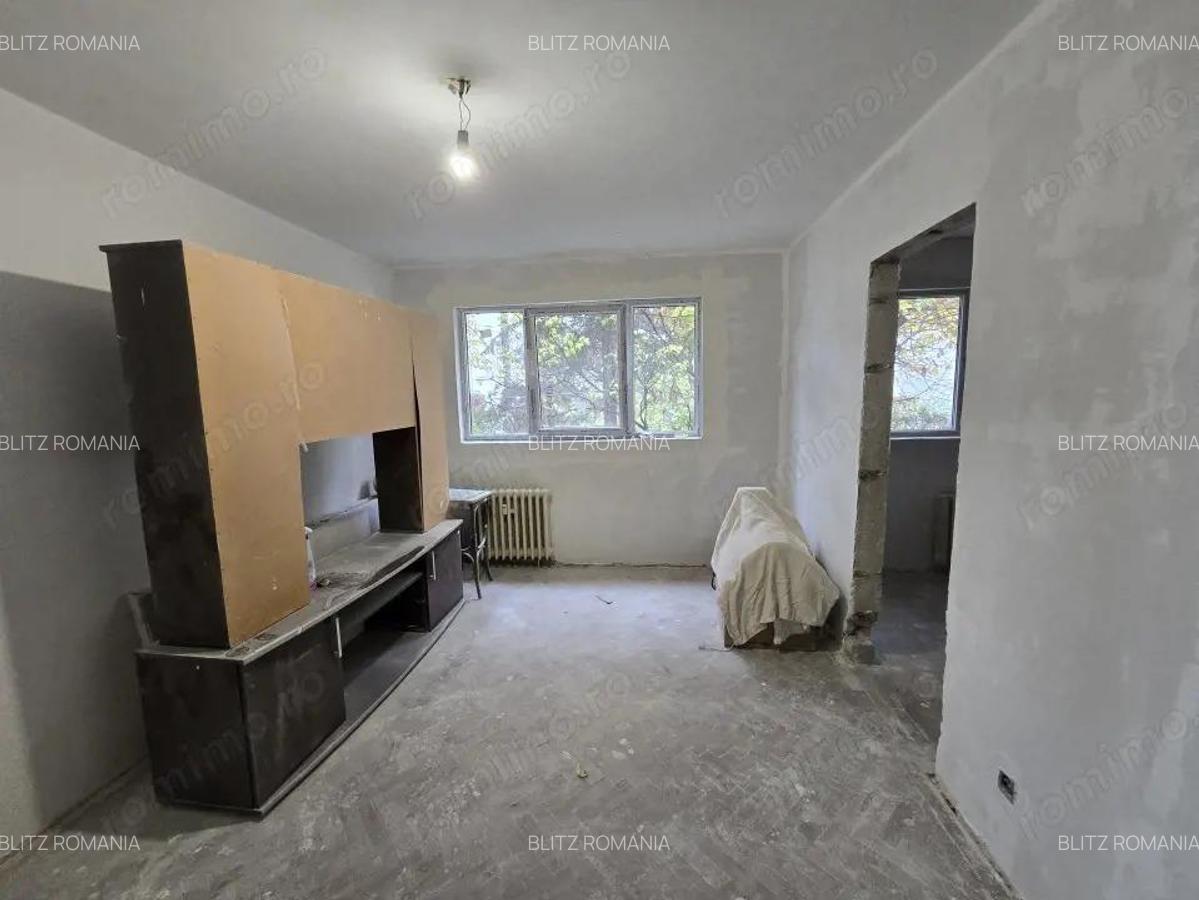 Apartament 2 camere Podul Inalt, parter, pregatit pentru finisaje dupa gustul - 1
