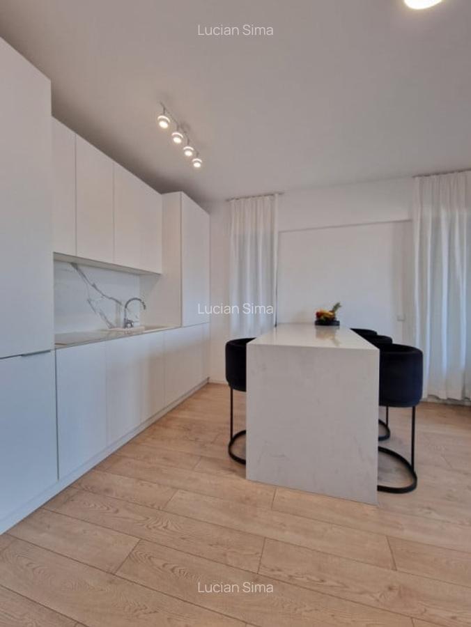 De Vanzare! Apartament tip penthouse cu vedere panoramica - 4