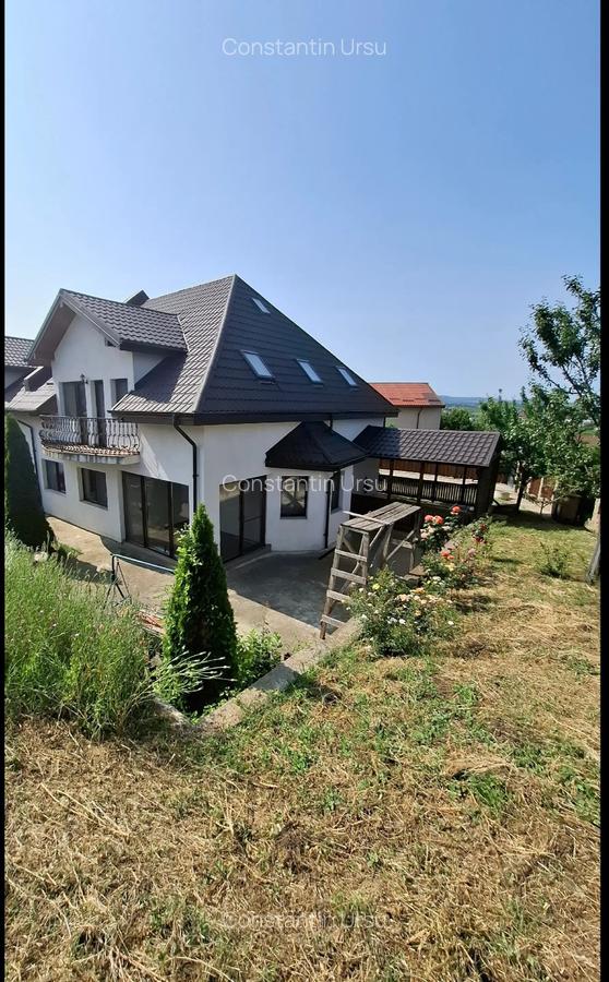 Casă tip duplex de vânzare – Zona Bucium, la doar 1 km de Plopii Fără Soț! - 2