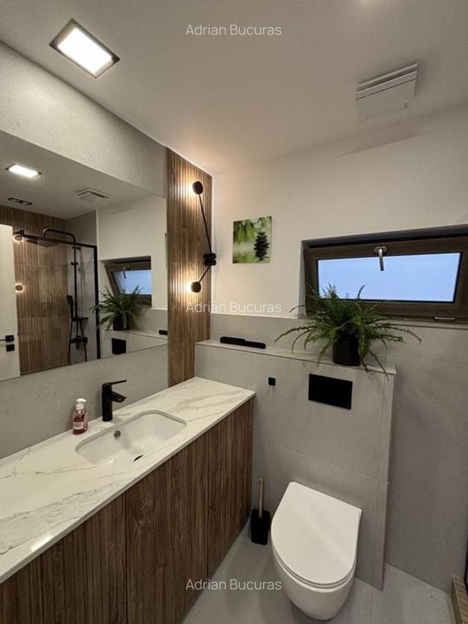 Apartament 3 Camere in Casa 100 m2+ Curte - 1