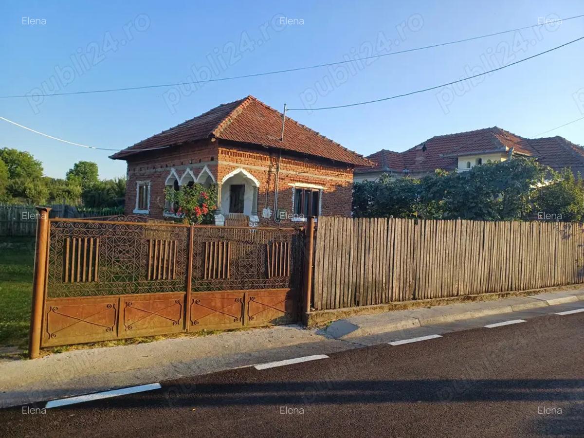 Casa+teren de vanzare - 1