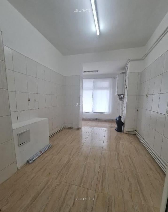 Spatiu comercial Calea Gala?i- bulevard - 6