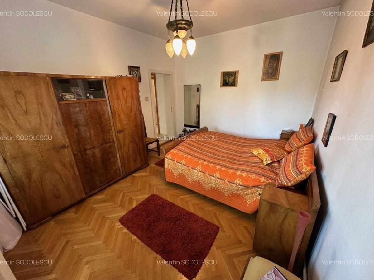 Apartament 5 camere in imobil tip asociatie zona Centrala - 15