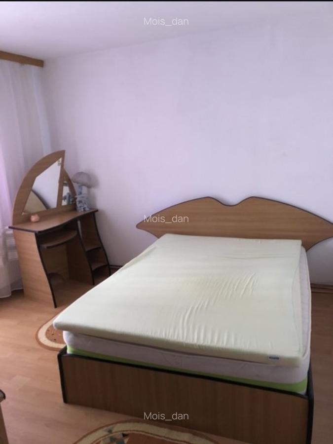 INCHIRIEZ APARTAMENT 3 CAMERE,ETAJ 2,TURNISOR - 9