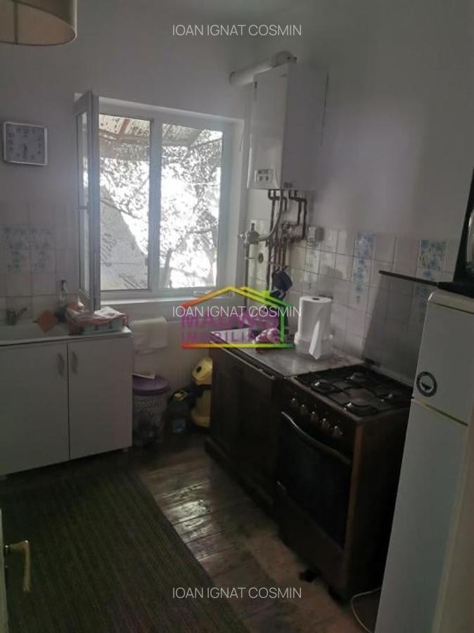 Casa P S cu teren ultracentral in Breaza - vis-a-vis de Liceul Militar - 13