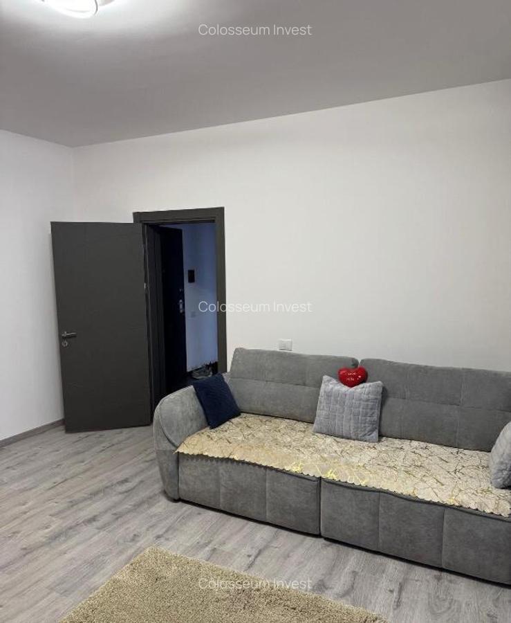 Apartament 2 camere, decomandat - zona Cristian - 4