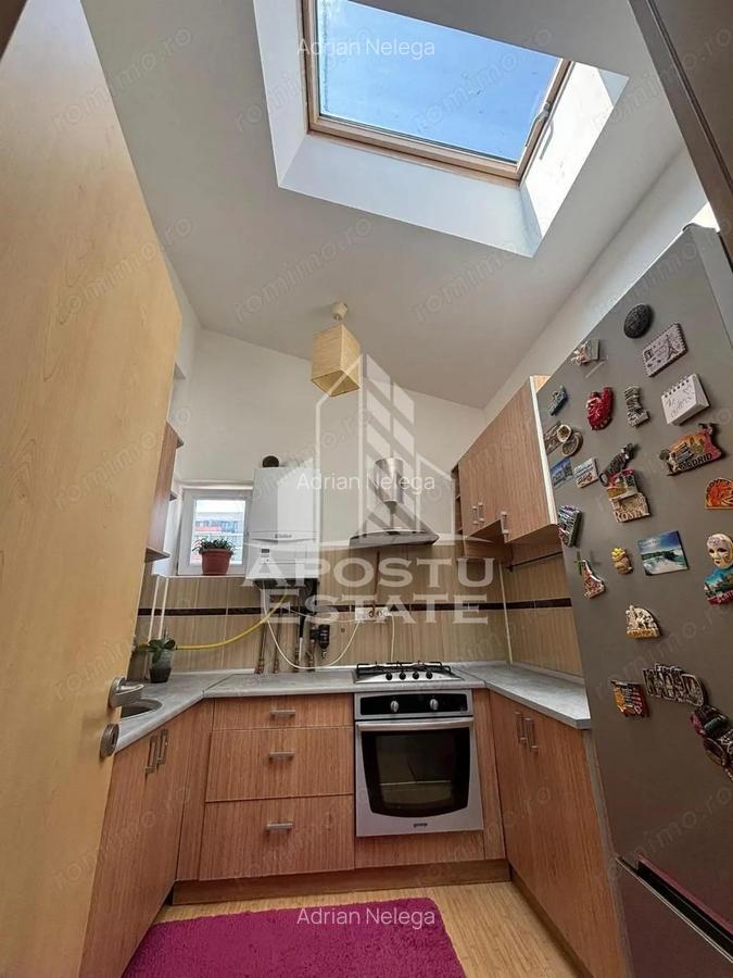 Apartament tip penthouse cu 3 camere, 2 bai, zona Torontalului - 5
