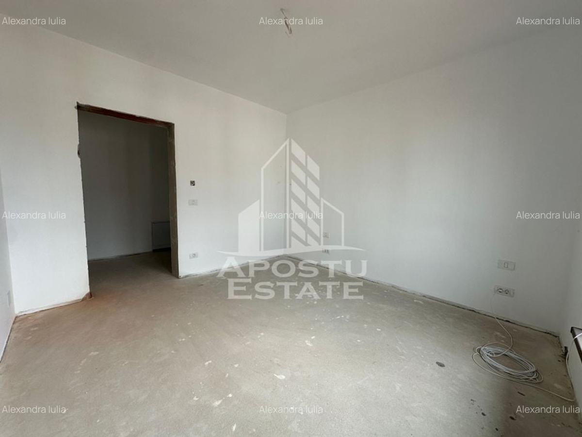 Apartament cu 3 camere semidecomandat în Giroc - 13
