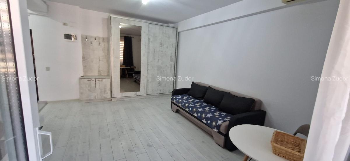 Vânzare Apartament 2 camere spațios mobilat si utilat  in Militari Residence - 4