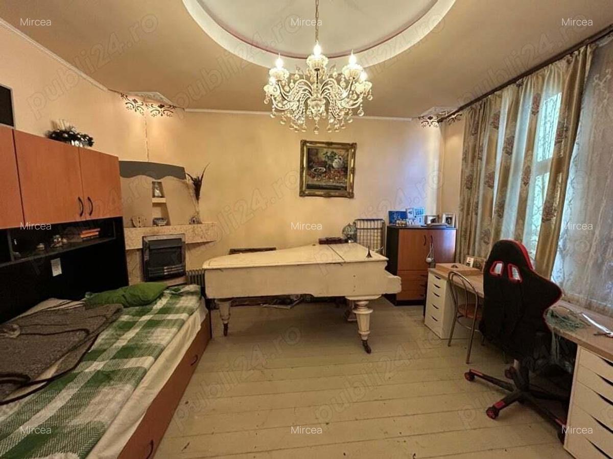 Vand casa mare din caramida,in Parneava,st.720 mp.locuibila imediat. - 5