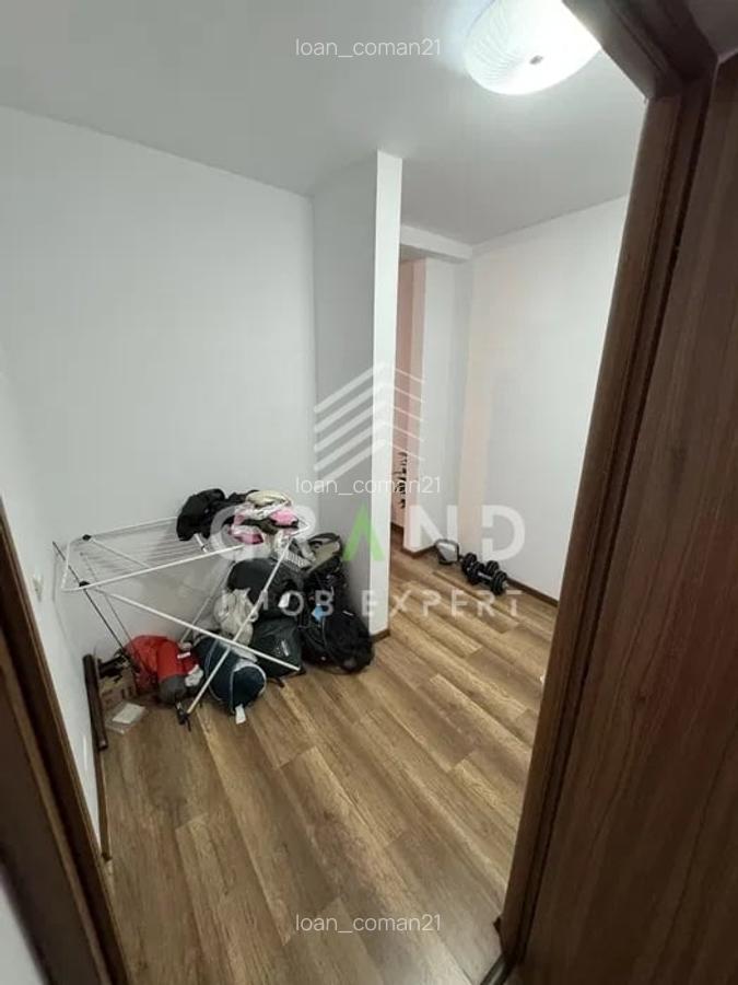 Apartament de vanzare semidecomandat cu 2 Camere, Balcon 12 mp & Parcare, BACIU - 3