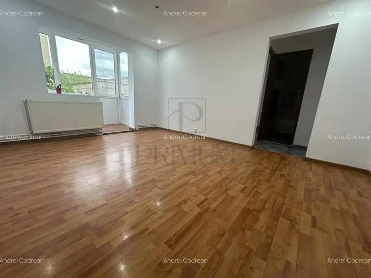 Blascovici - 2 Camere - Etaj intermediar - Centrala proprie - Bloc izolat - Reno - 1