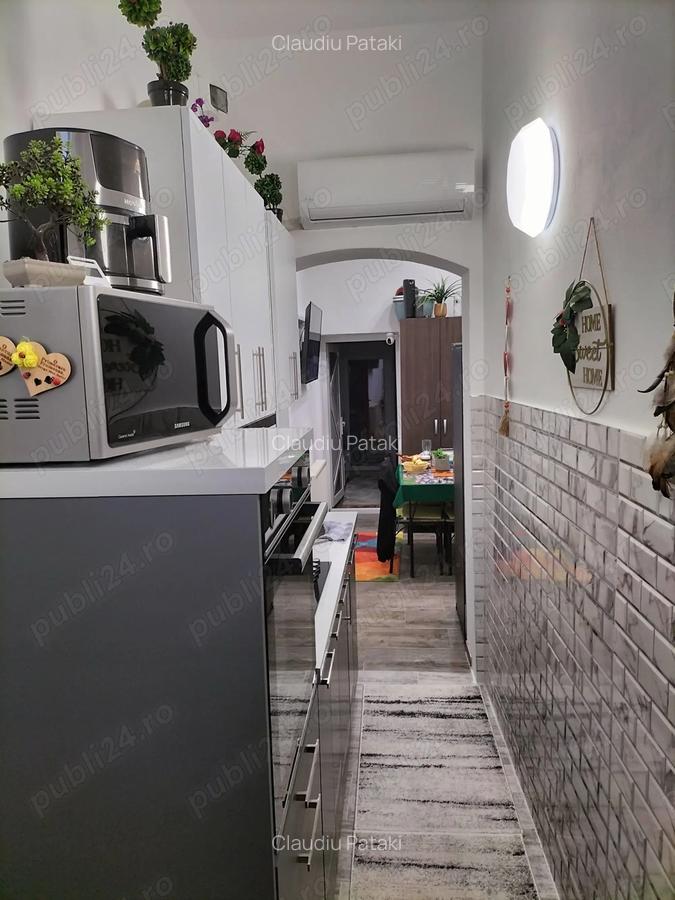 Vand apartament 3camere Boul Ro?u Arad - 5