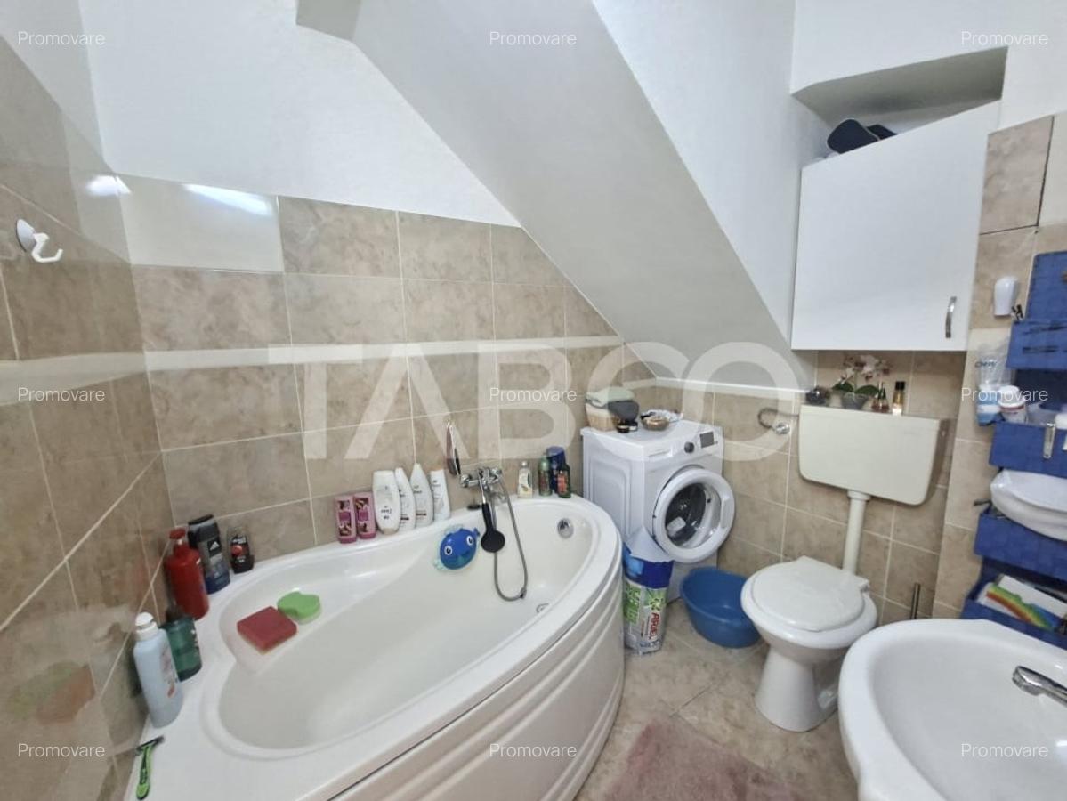 Apartament de vanzare 3 camere Terezian 70 mpu plus balcon Comision 0% - 8