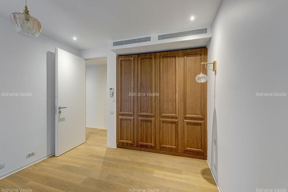 Elegant Duplex with Private Garden in One Aviatorilor Commission-Free - 9