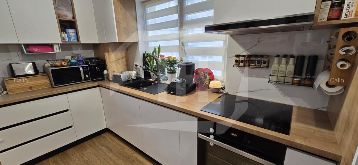 Apartament cu 3 camere 60 mp utili, 2 bai, zona Cetatii - 2