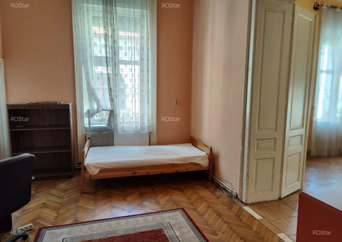 Inchiriez Apartament 4camere 120mp intre Gara centrala si magazin Cris - 8