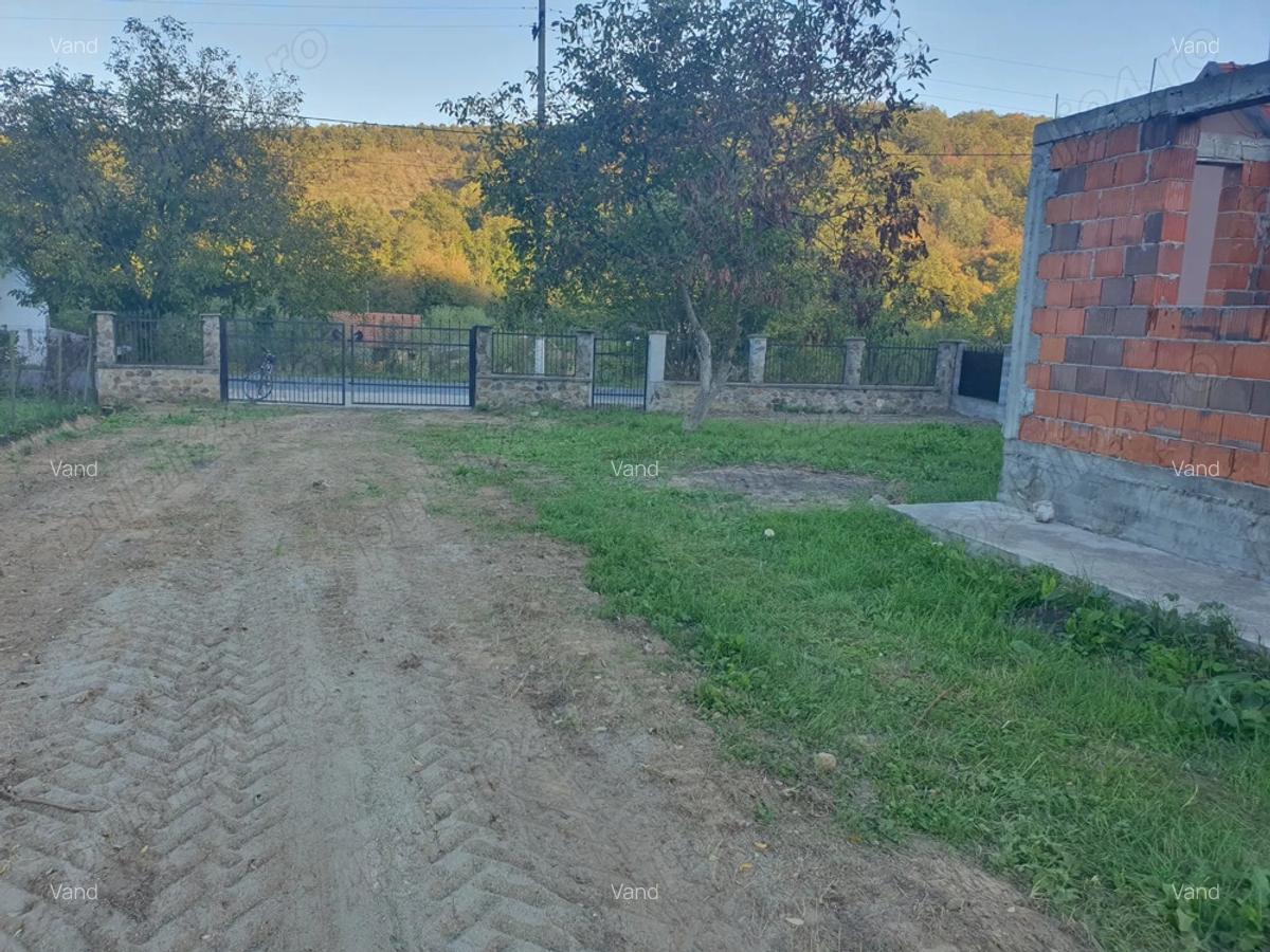 Casa de vanzare la ro?u - 2