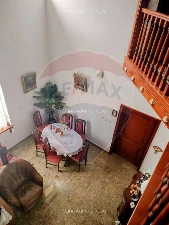 Vila impunatoare in Cartierul Functionarilor - 16