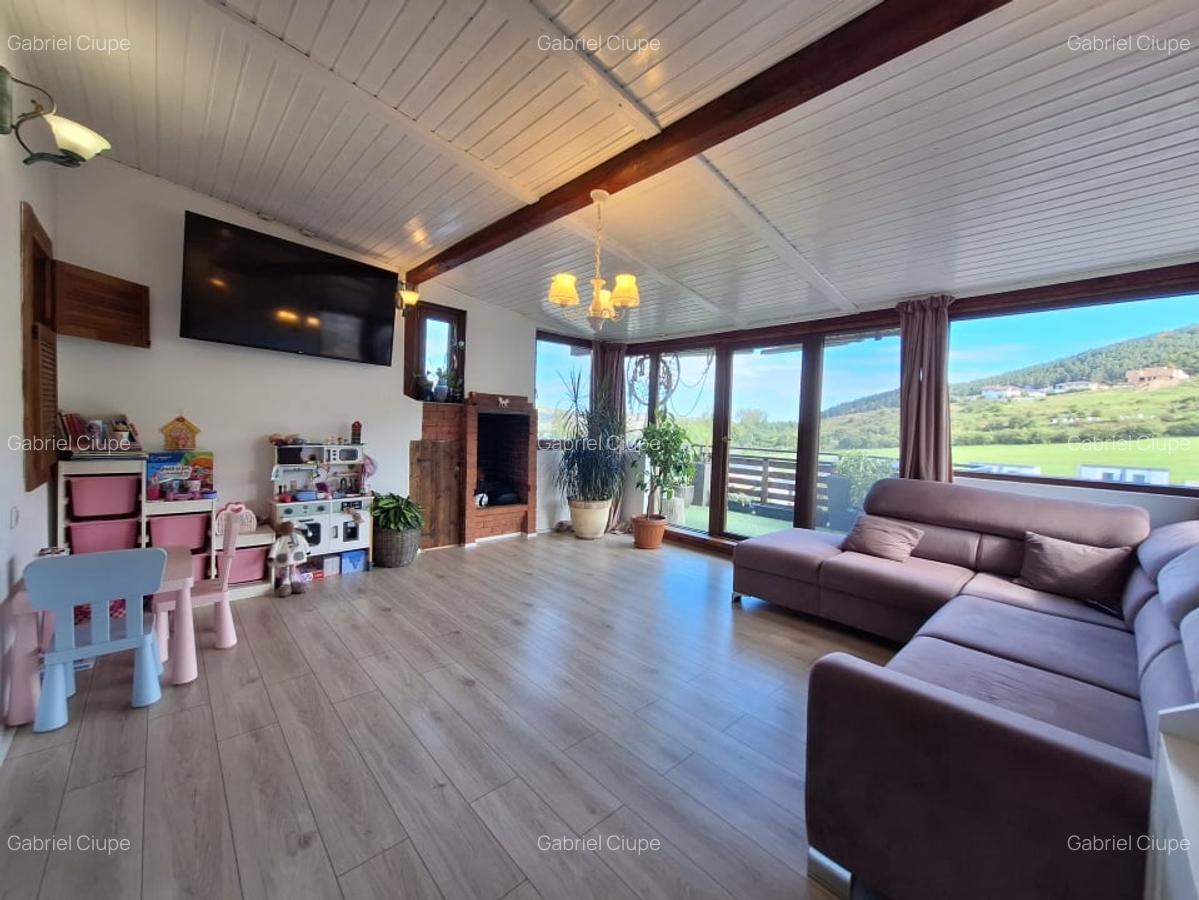 Apartament cu 3 camere, 68 mp, balcon, strada Tautiului - 2